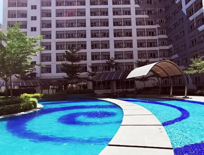 Ethan's Pad Nr. Bgc Apartment