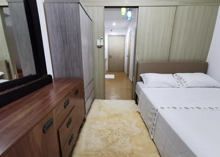 Ethan's Pad Nr. Bgc * Manila