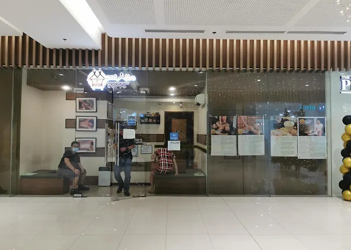 Ethan's Pad Nr. Bgc Apartment