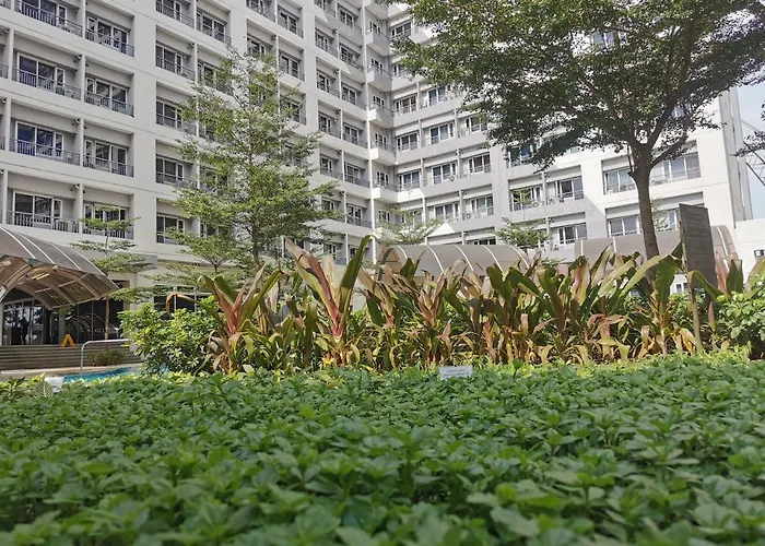 Ethan's Pad Nr. Bgc Apartment